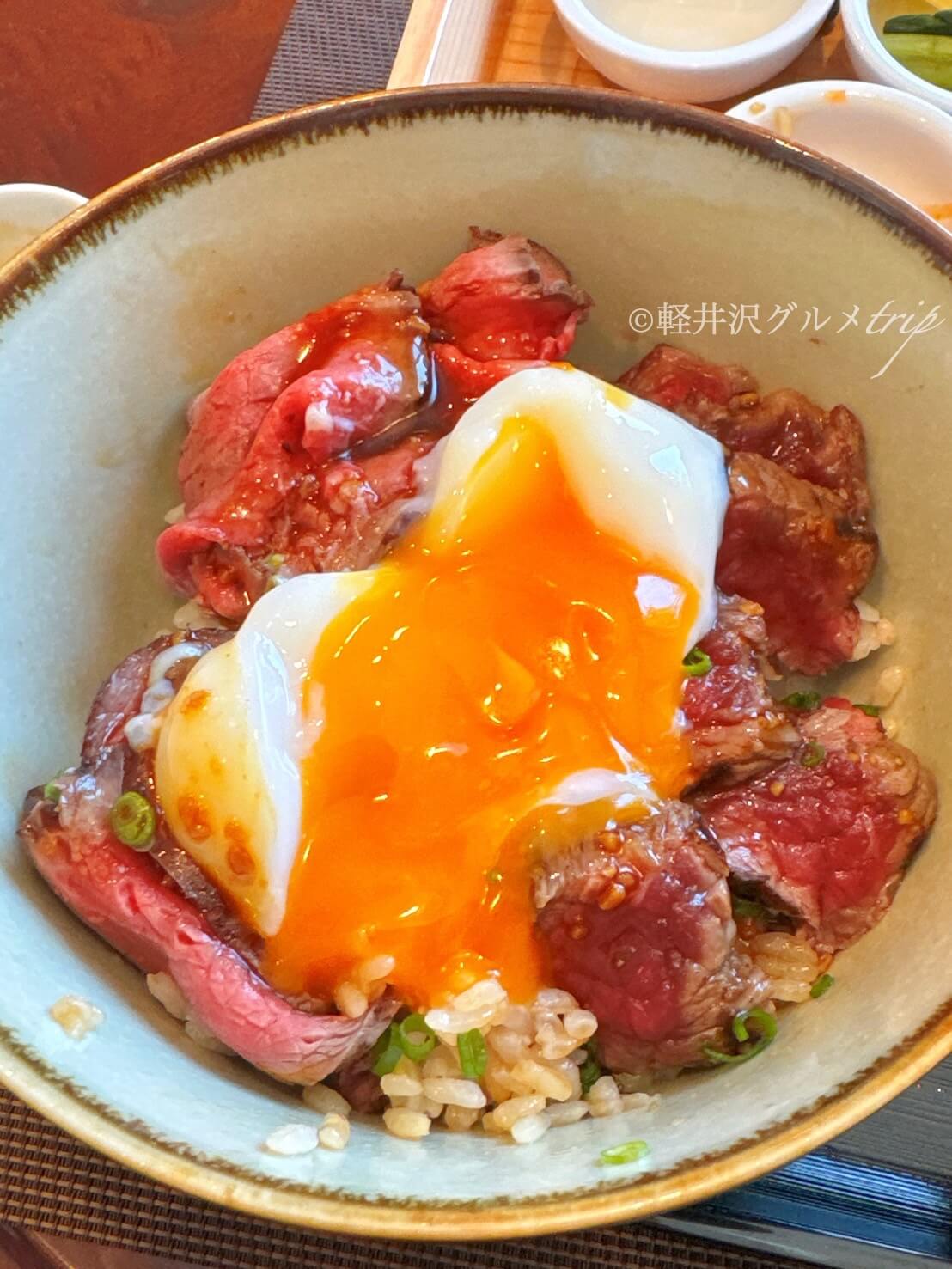 実食《Ogiyoshi十十》ホテルベルリネッタ軽井沢で蓼科牛もも肉のローストビーフ＆ステーキ（軽井沢グルメtrip）